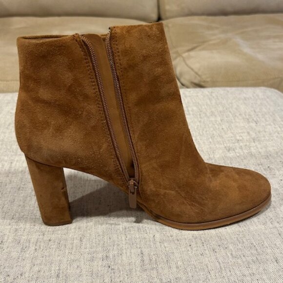 Clarks Brown Suede Ankle Boot - Picture 6 of 12